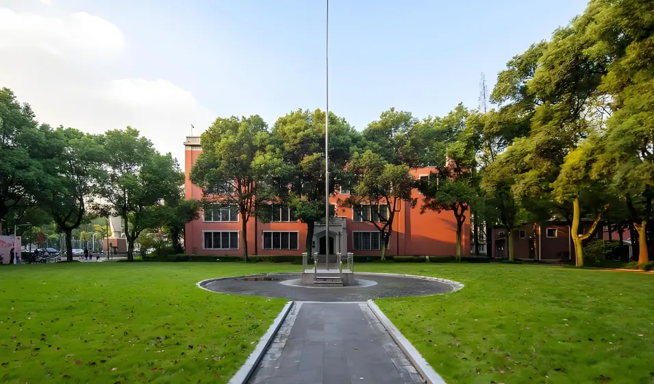 上海理工大学 封面
