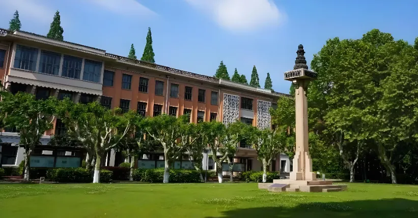 同济大学MBA分数线完整走势与竞争格局分析