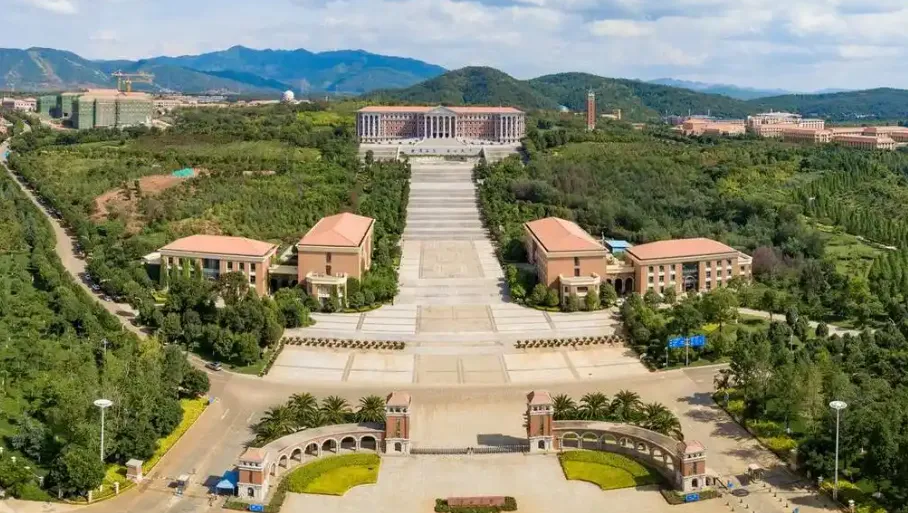 云大政府管理学院2026年硕士复试资格审查材料清单及提交截止时间