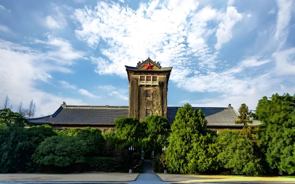 南京大学MPA复试线190分四年未变,备考规划速览