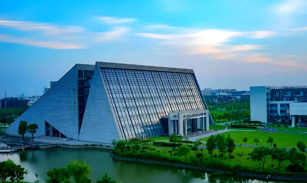 扬州大学考研招生信息汇总|2026年硕士研究生招生解读