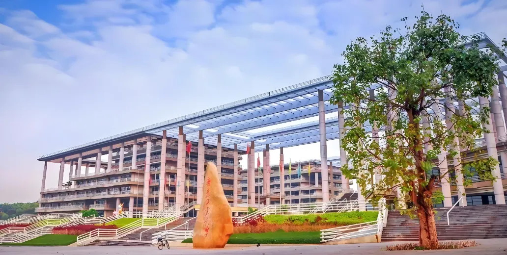 2026年广东工业大学土木与交通复试内容详解:笔试+面试+外语测试