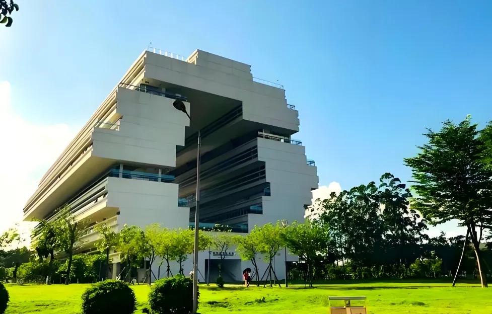 2026汕头大学硕士招生简章查询|报考条件+招生计划一览